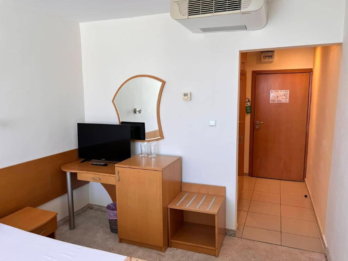 Хотел Диамант Hotel Diamond Balcsik Kültér fotó