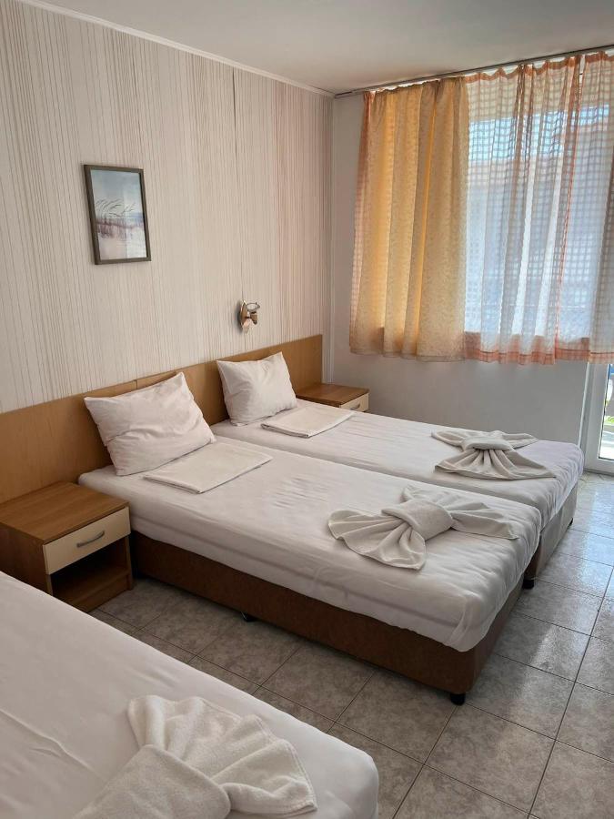 Хотел Диамант Hotel Diamond Balcsik Kültér fotó