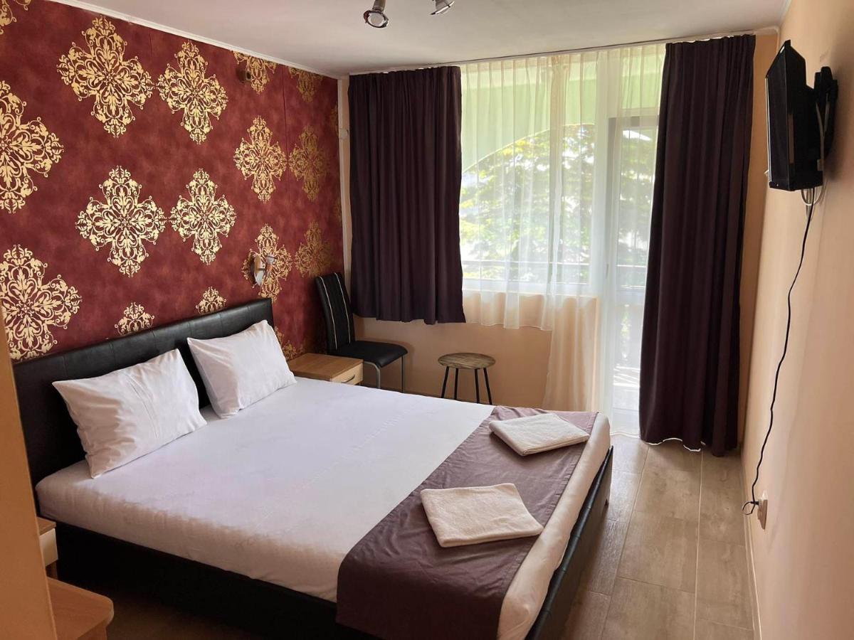Хотел Диамант Hotel Diamond Balcsik Kültér fotó
