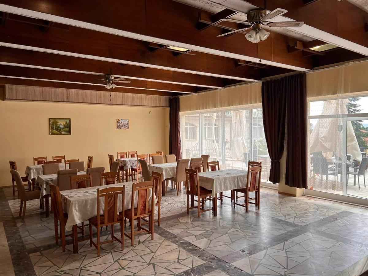 Хотел Диамант Hotel Diamond Balcsik Kültér fotó