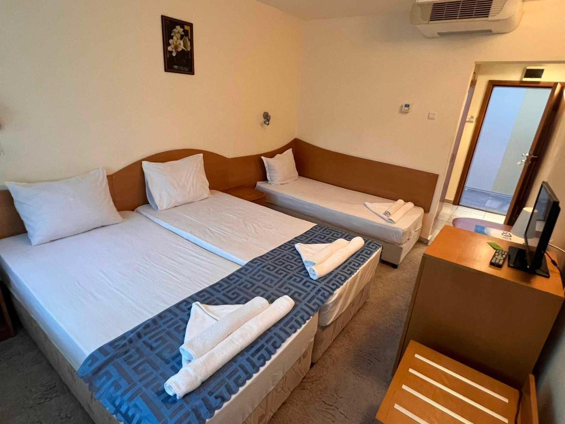 Хотел Диамант Hotel Diamond Balcsik Kültér fotó