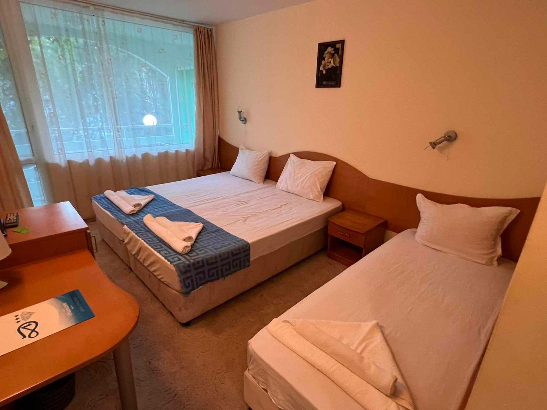 Хотел Диамант Hotel Diamond Balcsik Kültér fotó