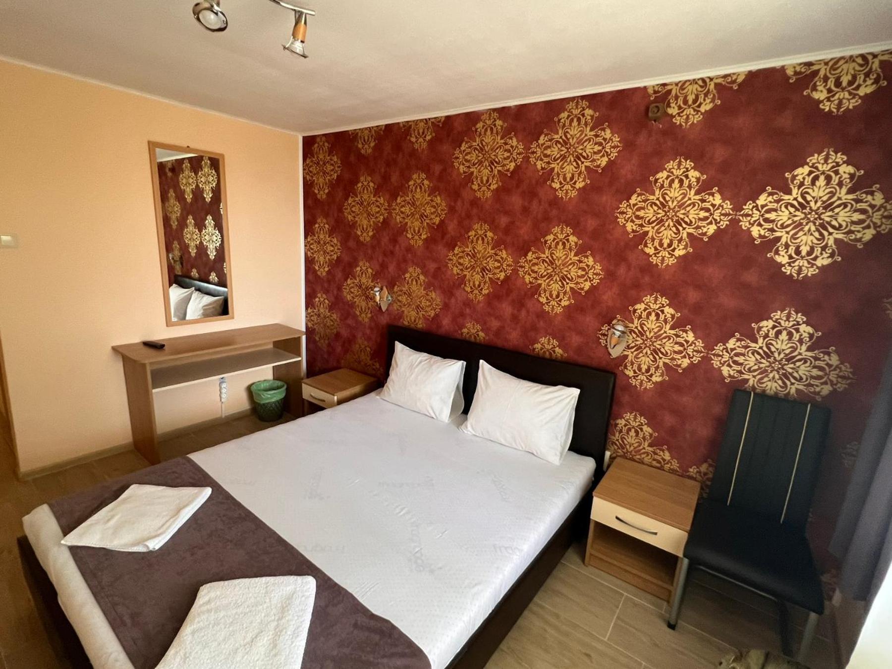 Хотел Диамант Hotel Diamond Balcsik Kültér fotó